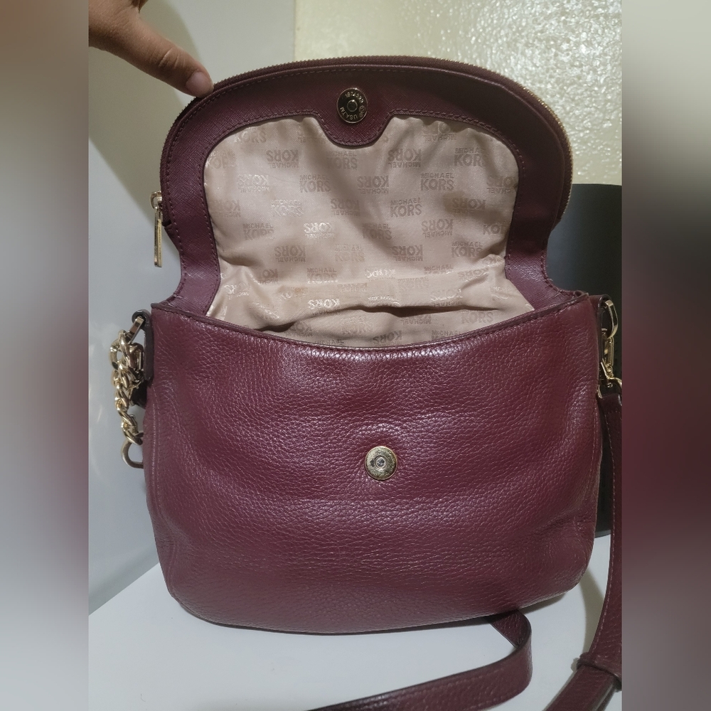 Michael Kors Bedford Crossbody Shoulder Bag - Picture 7 of 11
